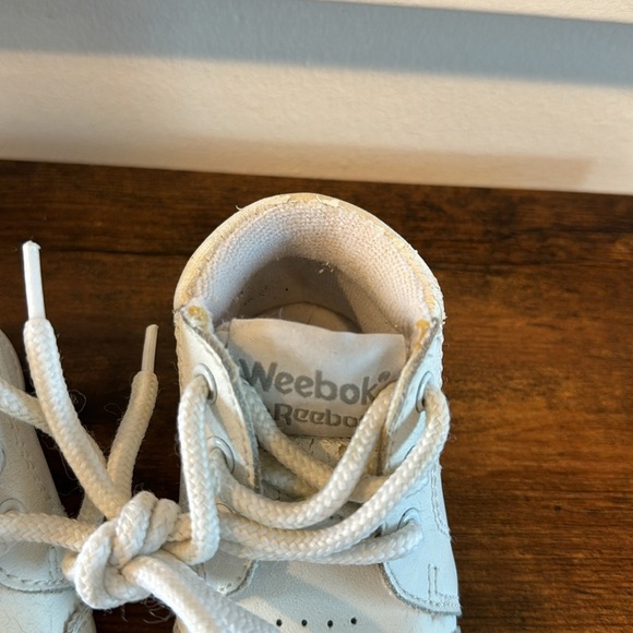 Weebok‎ Baby shoes white size 1 1/2 M - Picture 7 of 9